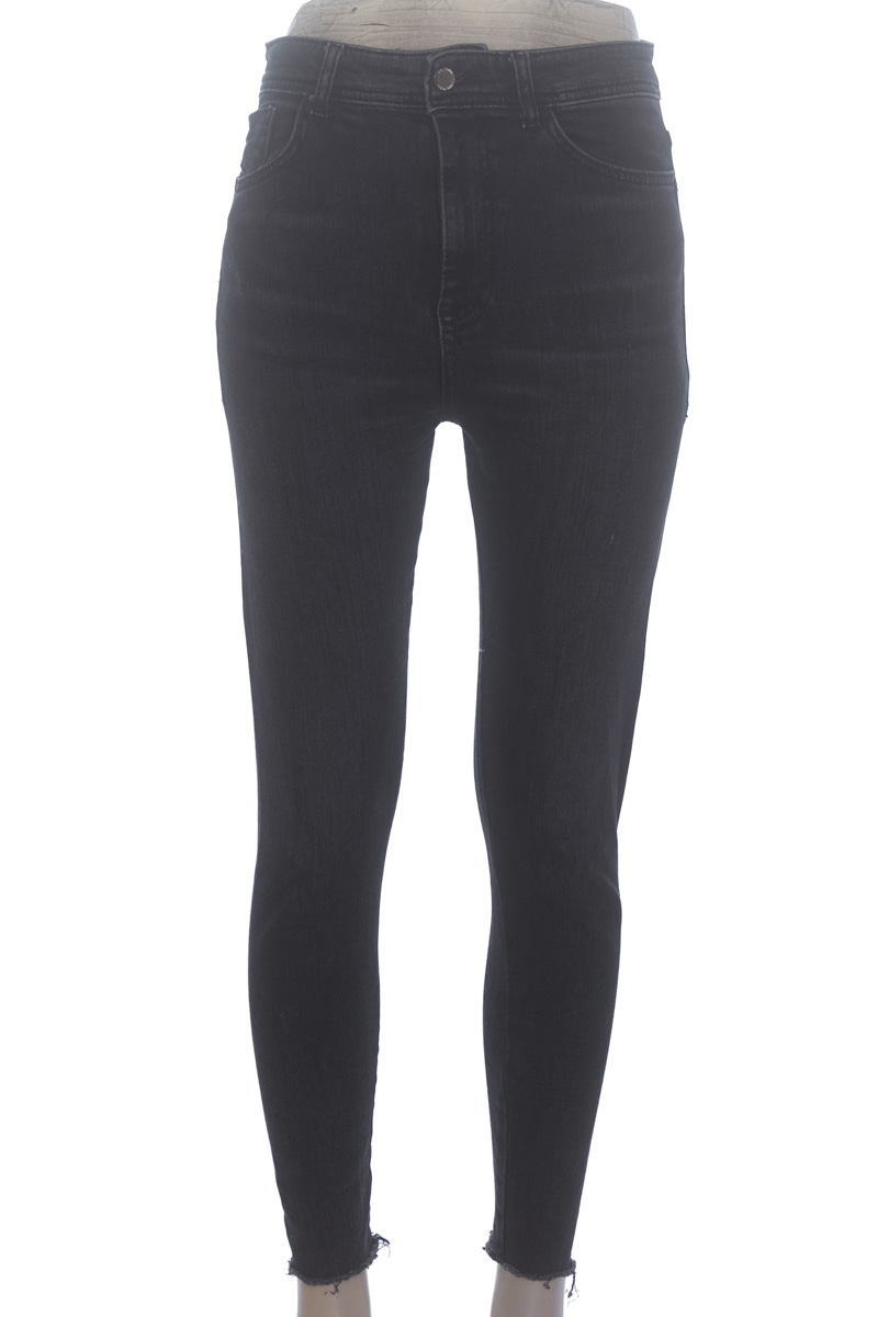 Pantalones color Negro - Zara