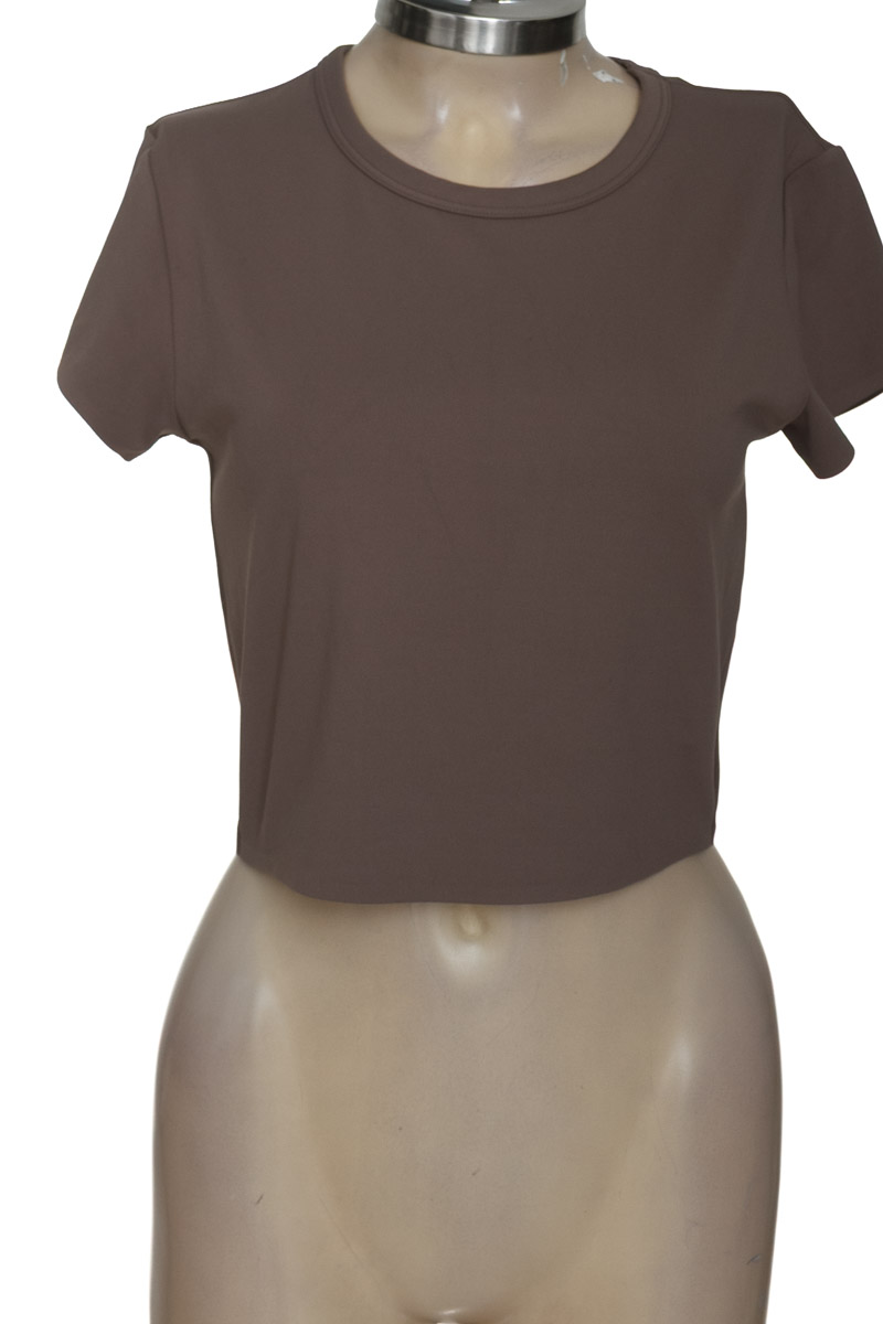 Top / Camiseta color Gris - UNIQLO