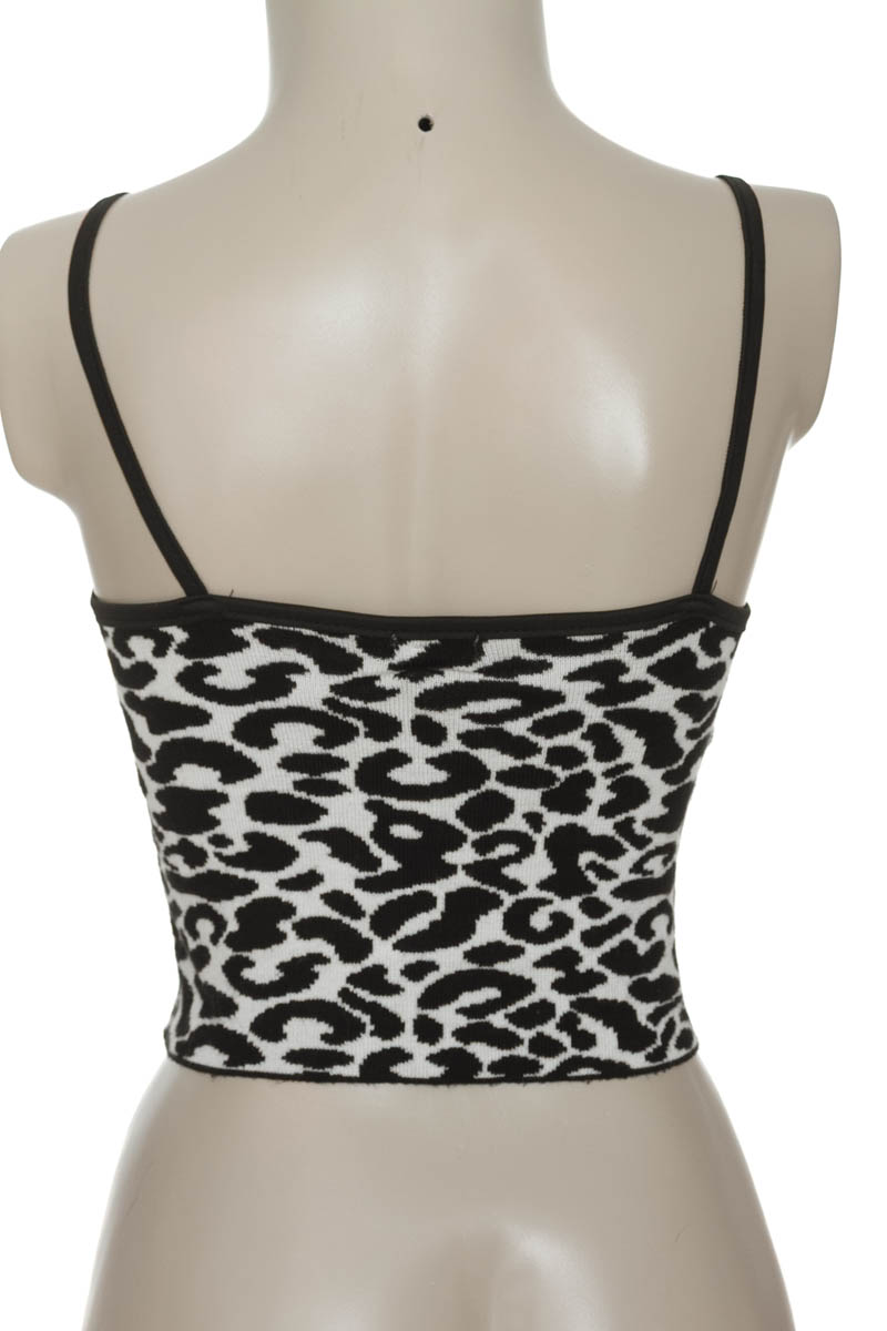 Top / Camiseta color Negro - Z&F