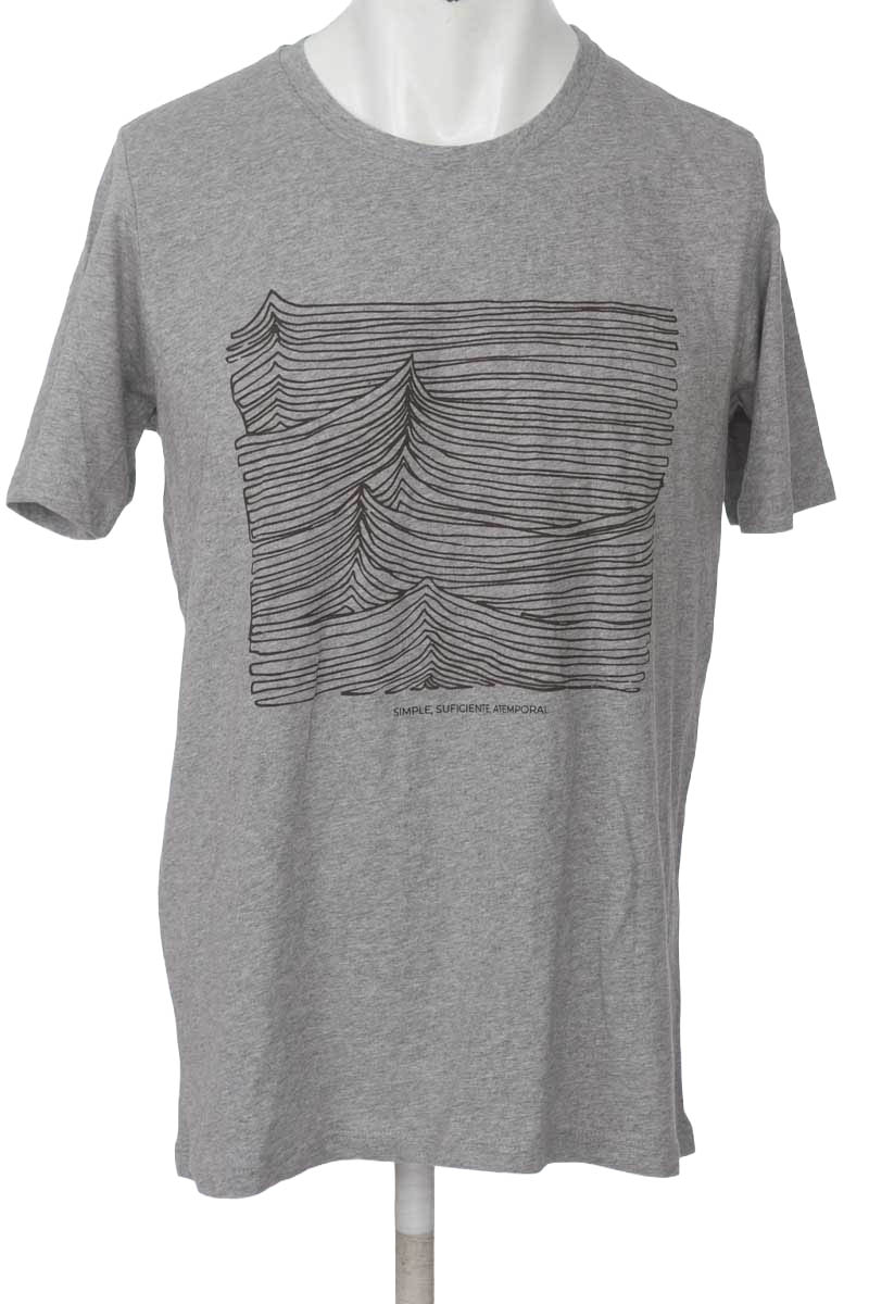 Camiseta color Gris - Closeando