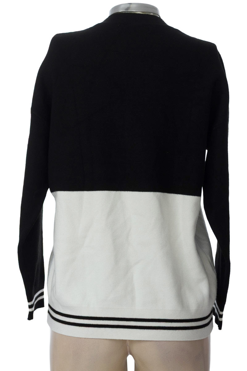 Sweater color Negro - MNG