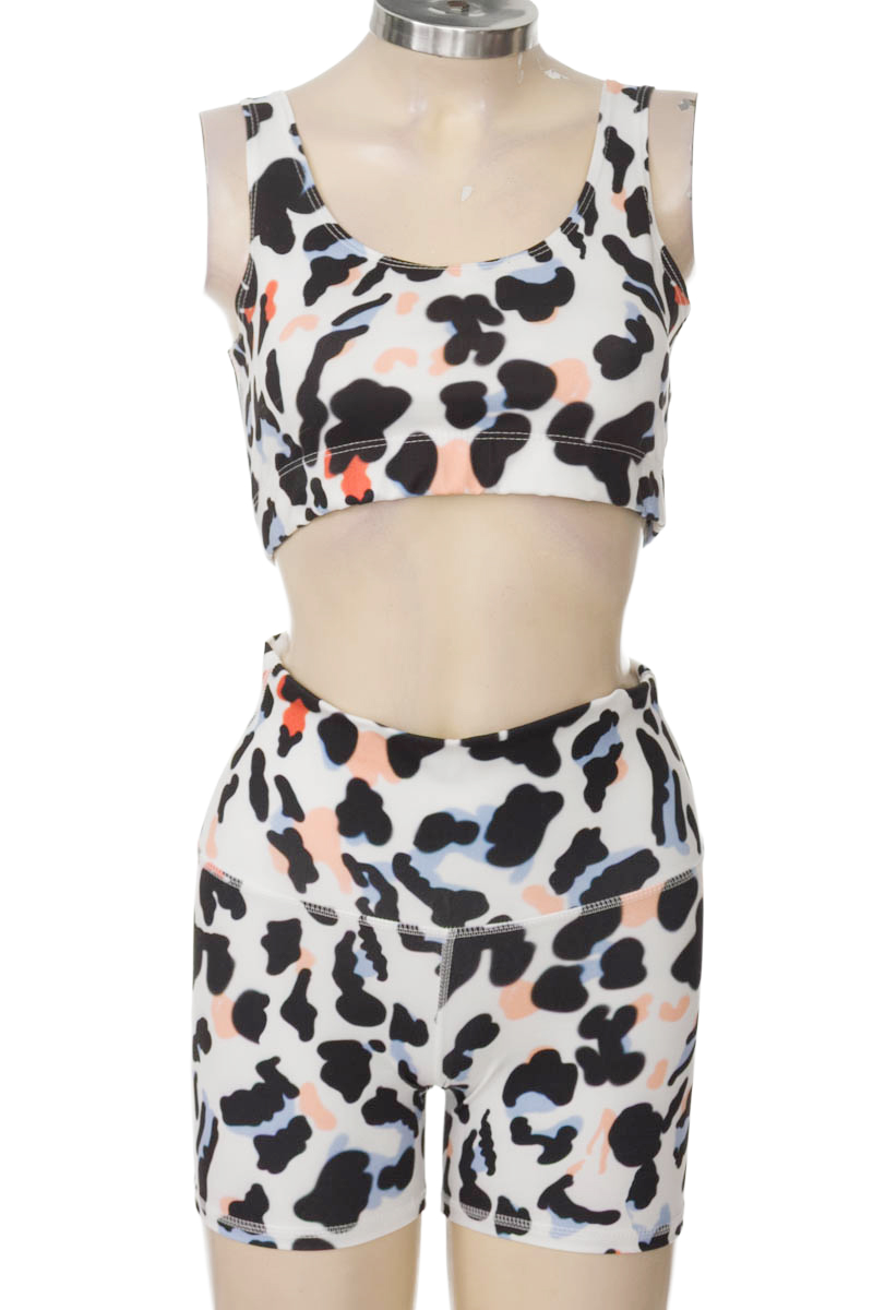 Ropa Deportiva / Salida de Baño color Estampado - GreenFit