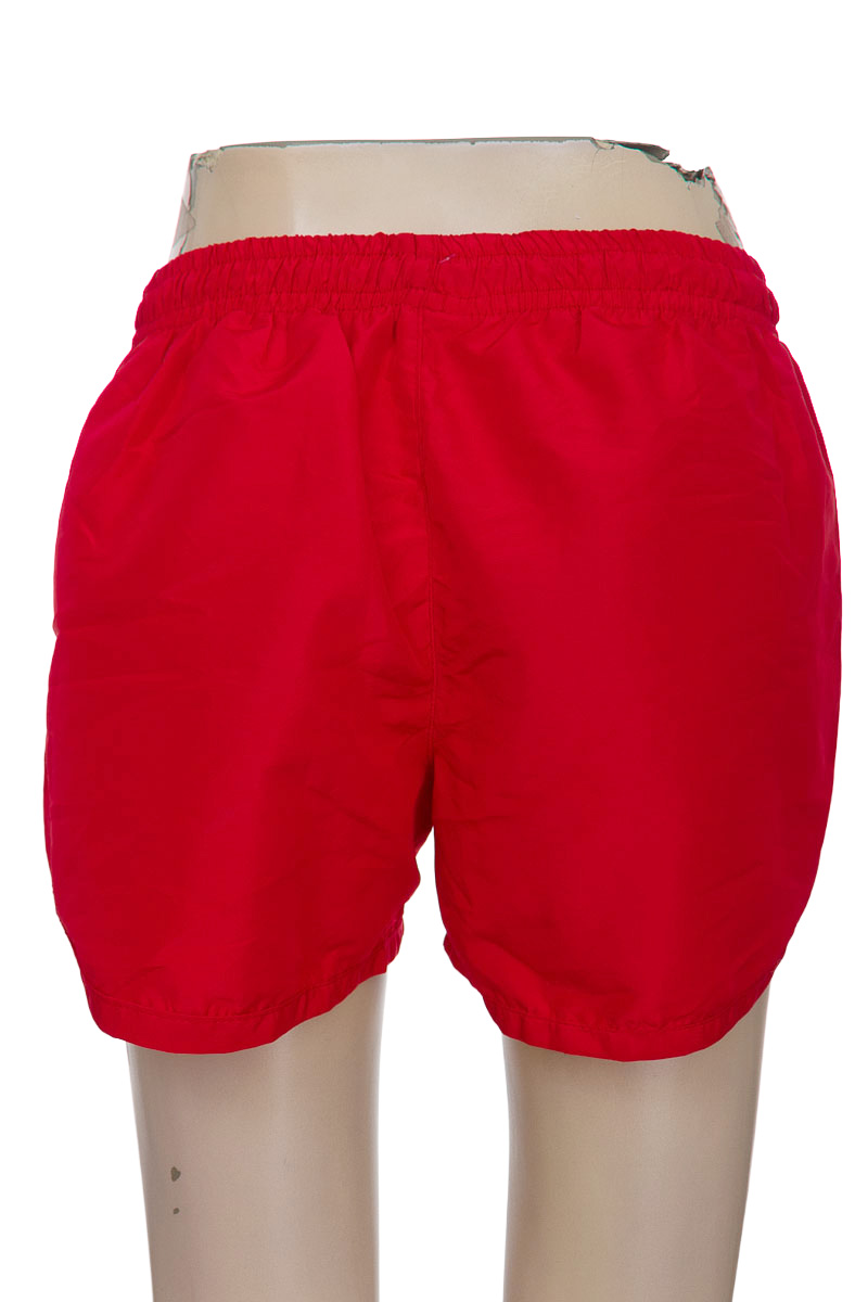 Ropa Deportiva / Salida de Baño color Rojo - Closeando