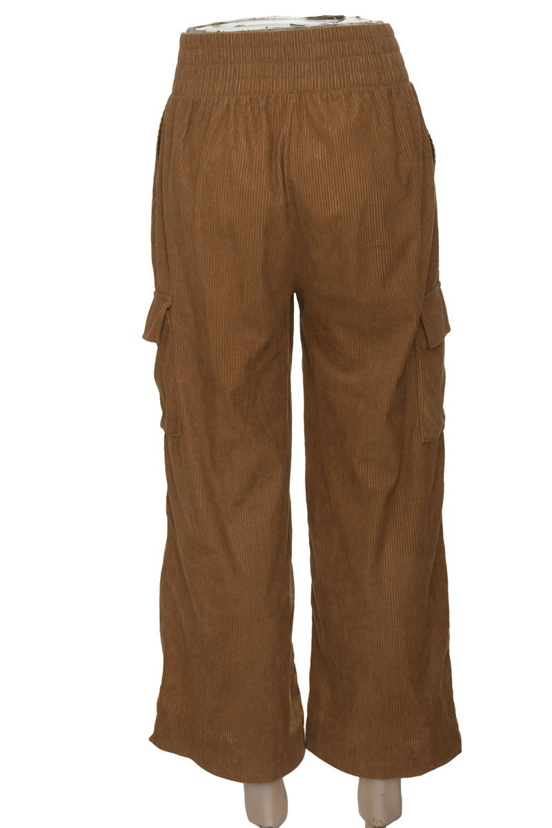 Pantalones color Beige - Closeando