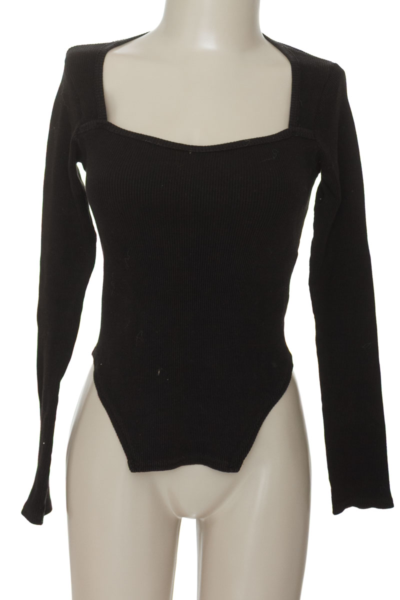 Top / Camiseta color Negro - Tennis