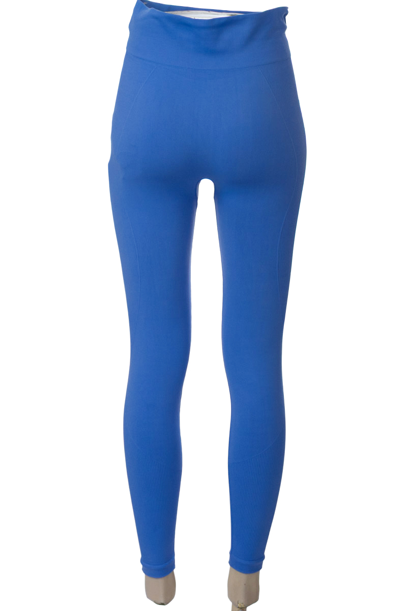 Ropa Deportiva / Salida de Baño color Azul - Closeando