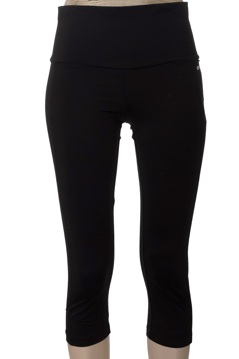 Ropa Deportiva / Salida de Baño color Negro - Gef