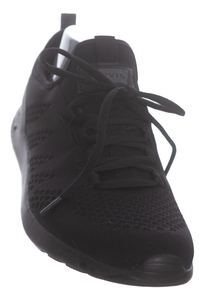Tenis color Negro - Closeando