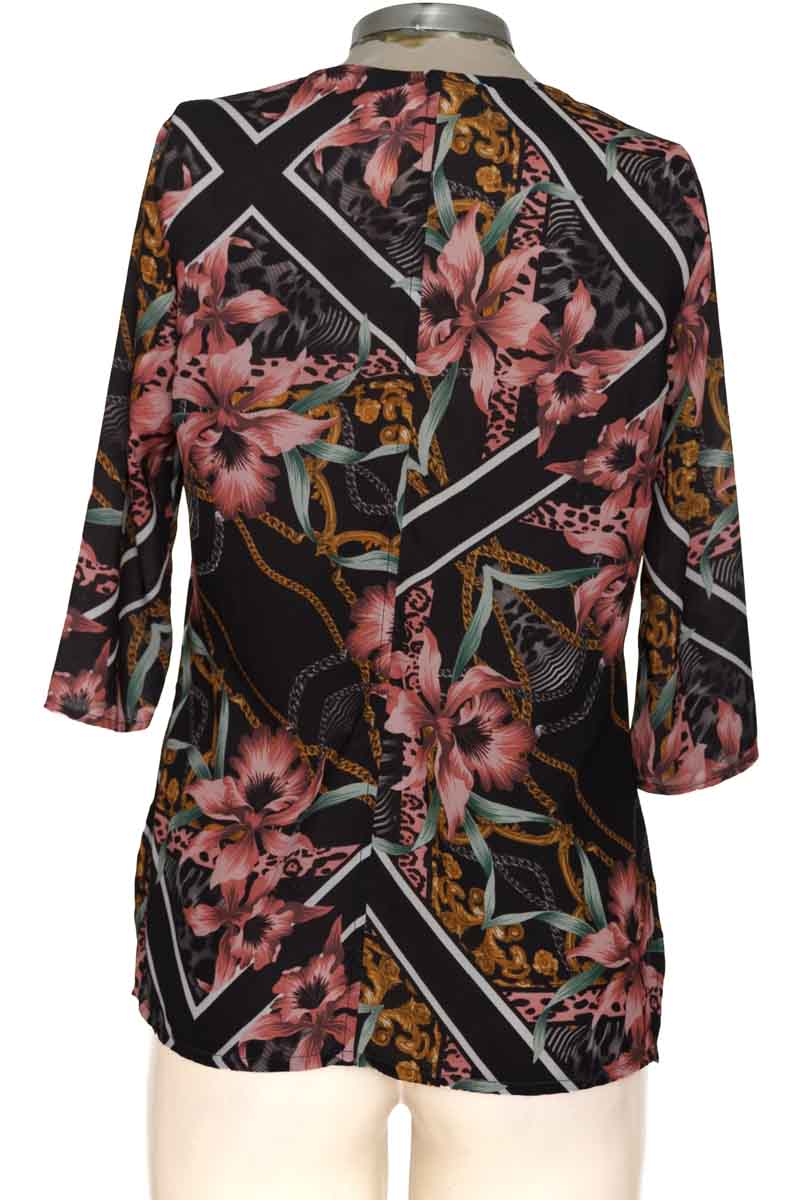 Blusa color Negro - XUSS