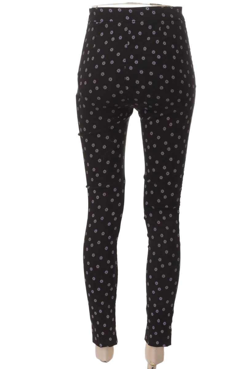 Pantalones color Negro - Zara