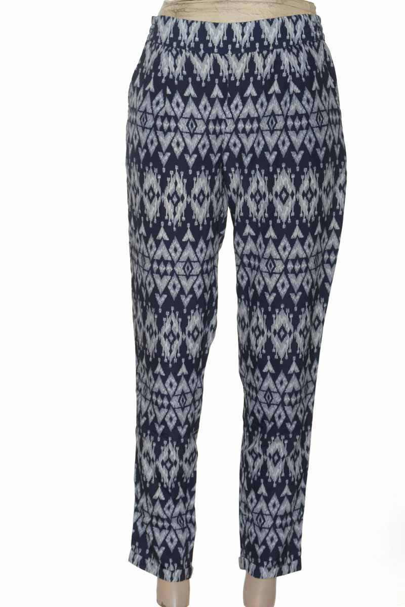 Pantalones color Azul - Stradivarius