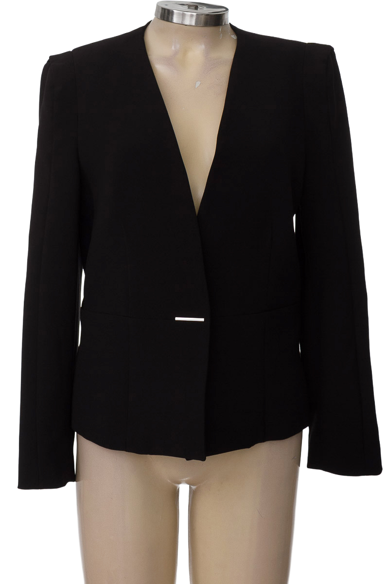 Chaqueta / Abrigo color Negro - MNG