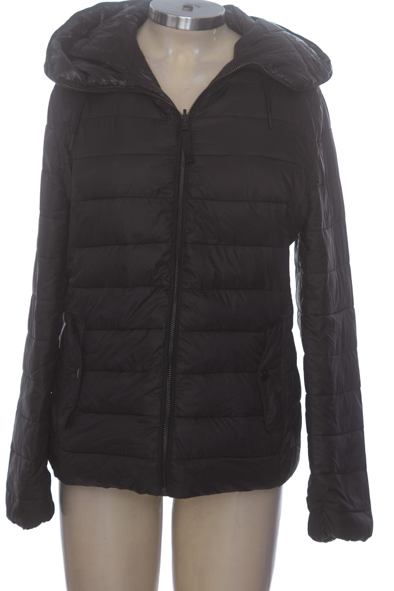 Chaqueta / Abrigo color Negro - Zara