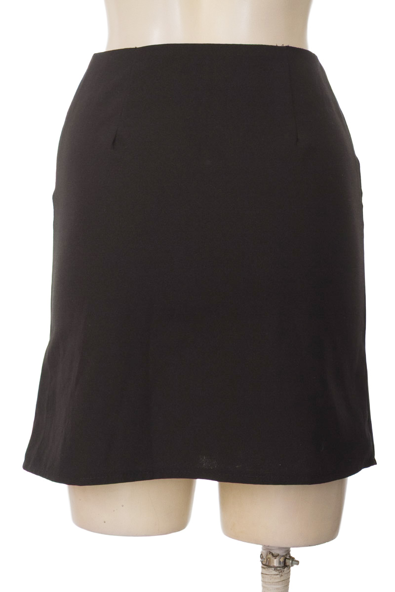 Falda color Negro - Closeando