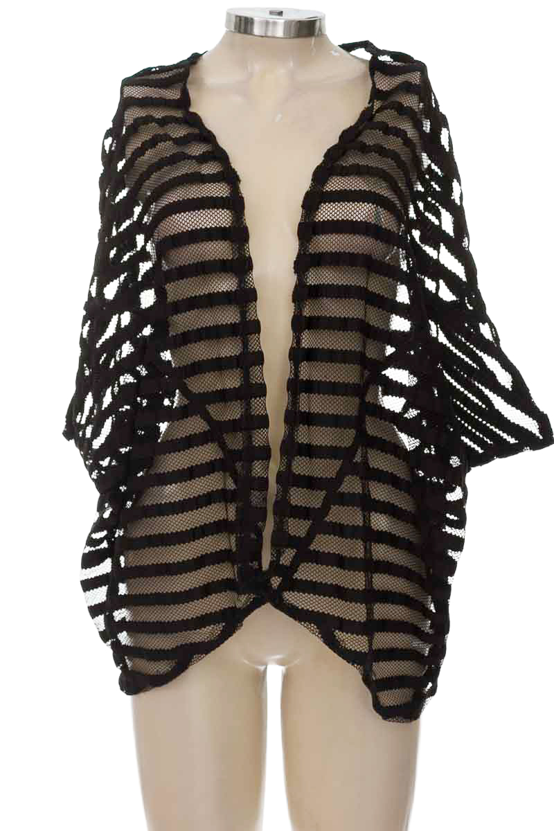 Blusa color Negro - Pacifika