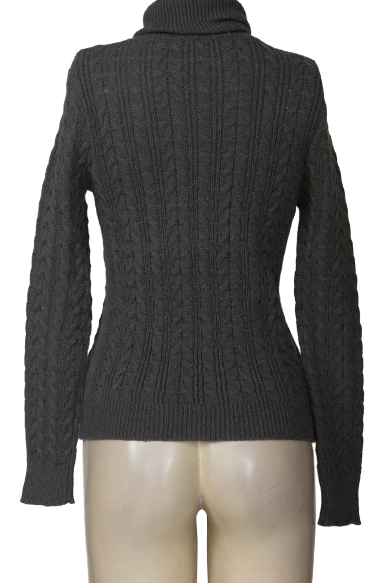 Sweater color Gris - Closeando