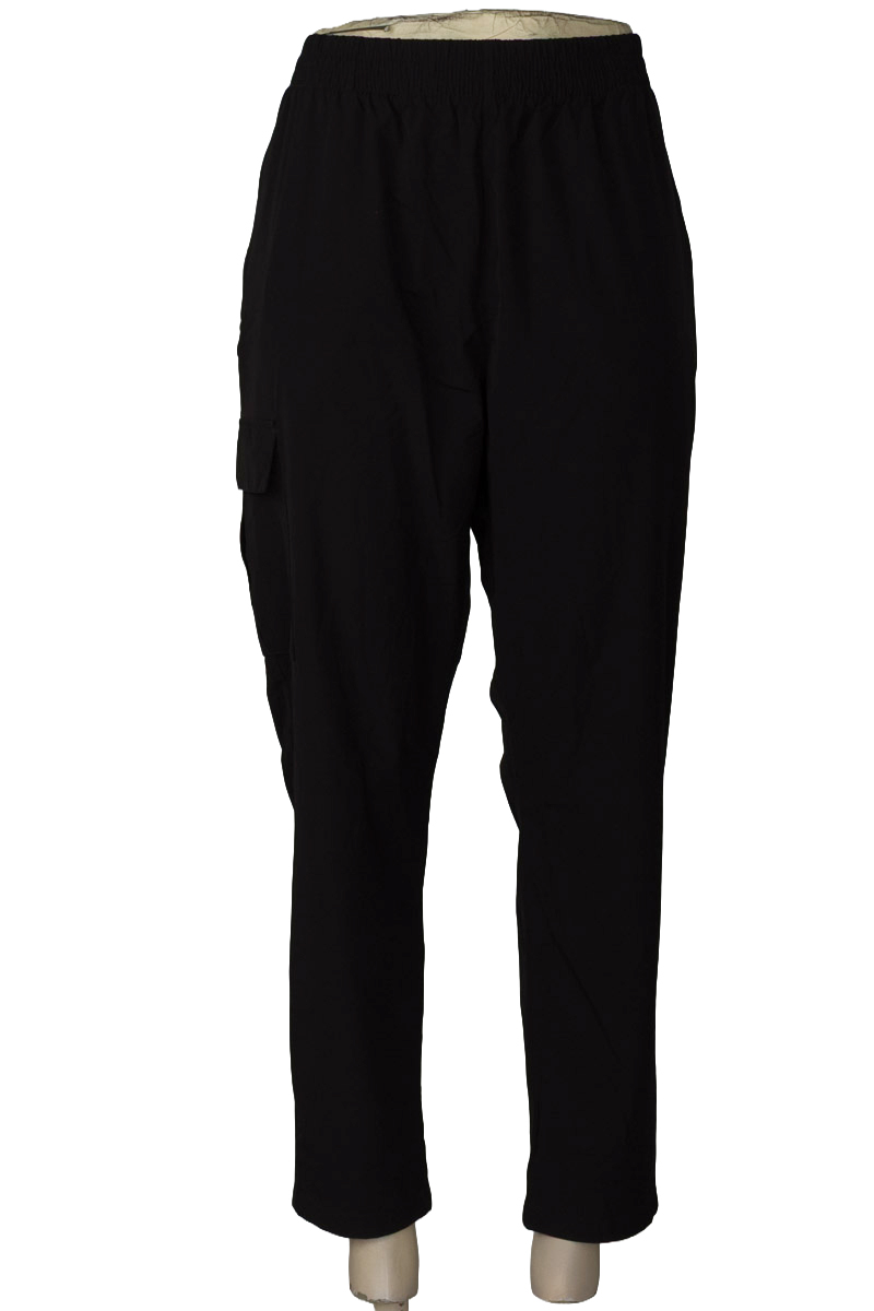 Ropa Deportiva / Salida de Baño color Negro - Totto