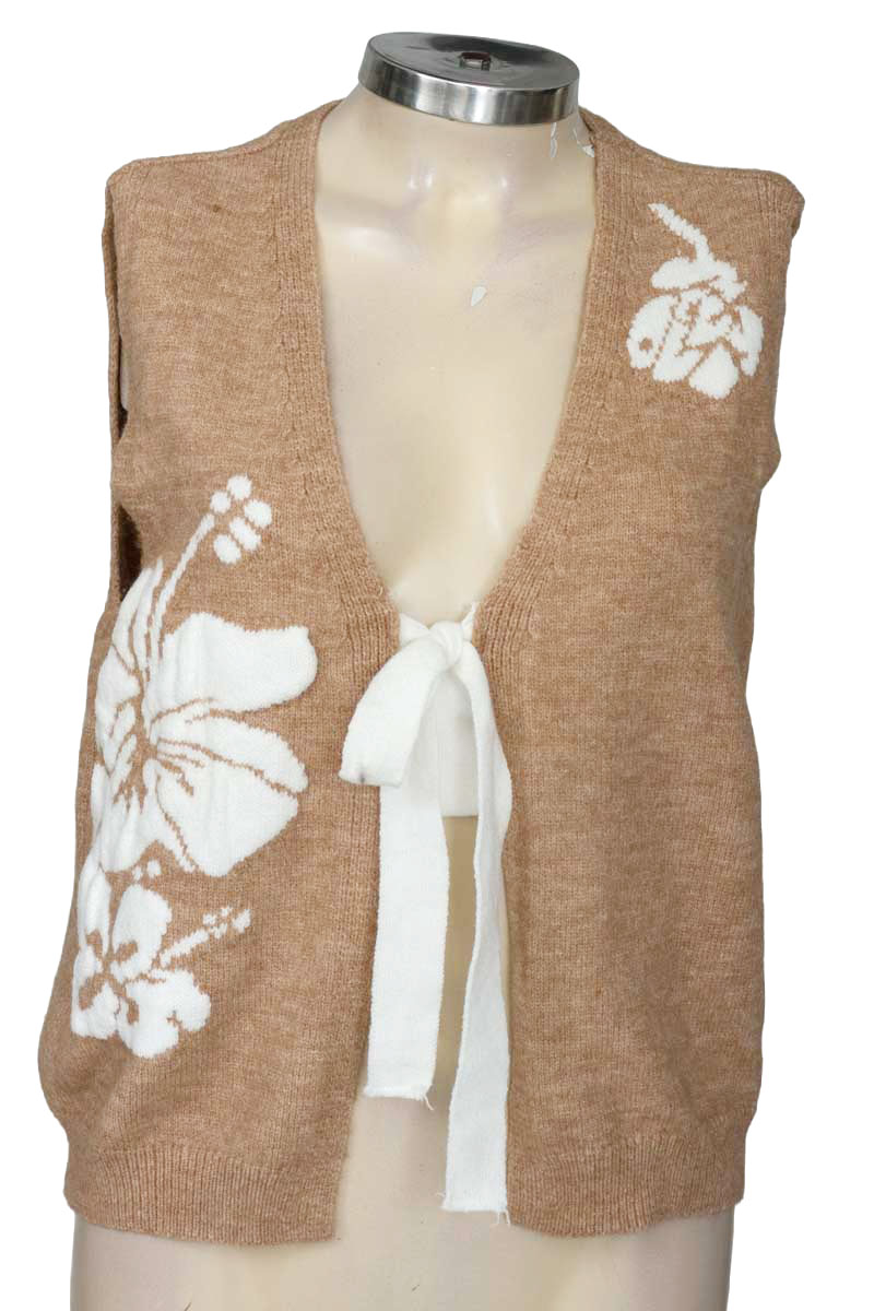 Chaqueta / Abrigo color Beige - Closeando