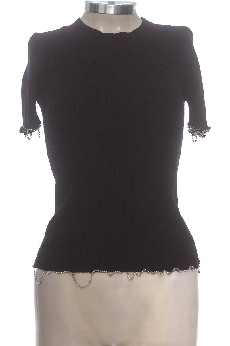 Top / Camiseta color Negro - Studio F