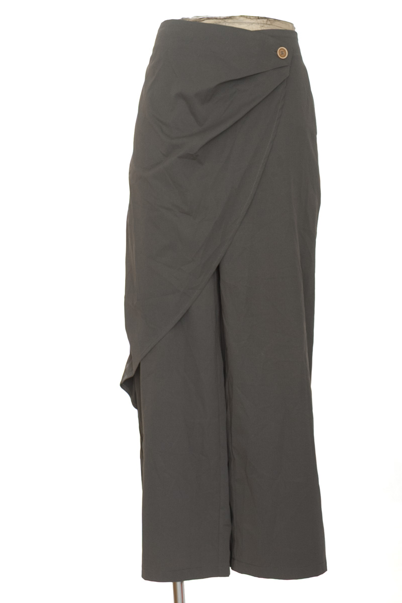 Pantalones color Gris - Closeando