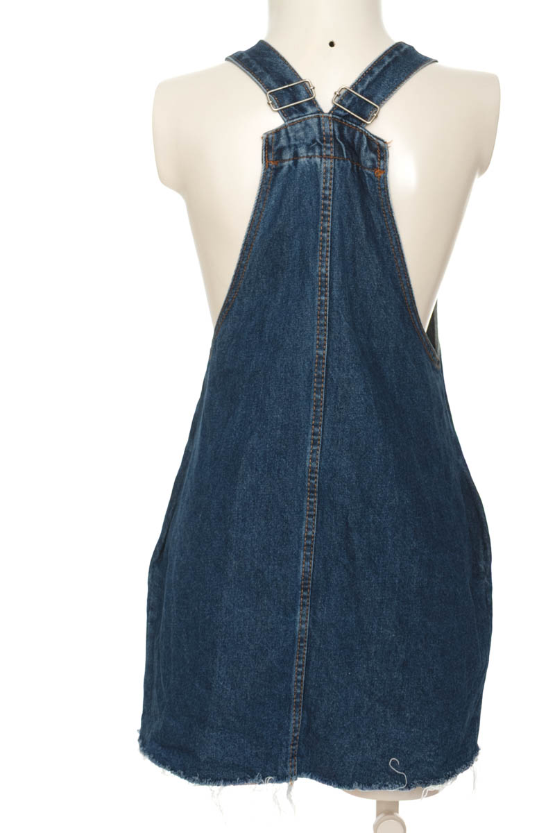 Vestido / Enterizo color Azul - Closeando