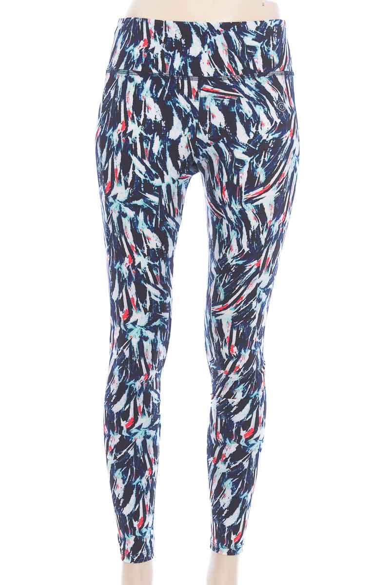Facol Ropa de Mujer Hasta 90% Más Económica | Closeando ®