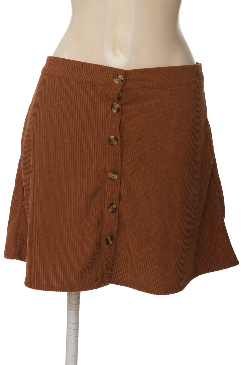 Falda color Café - Closeando