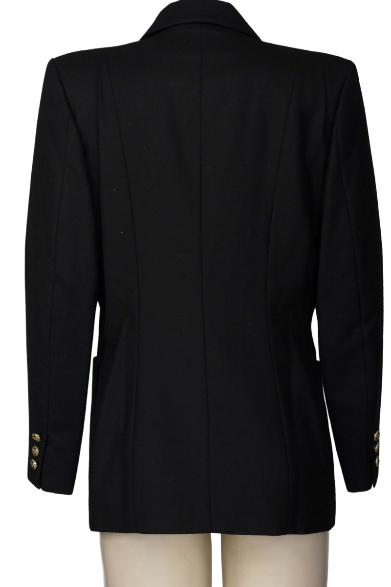 Chaqueta / Abrigo color Negro - Closeando