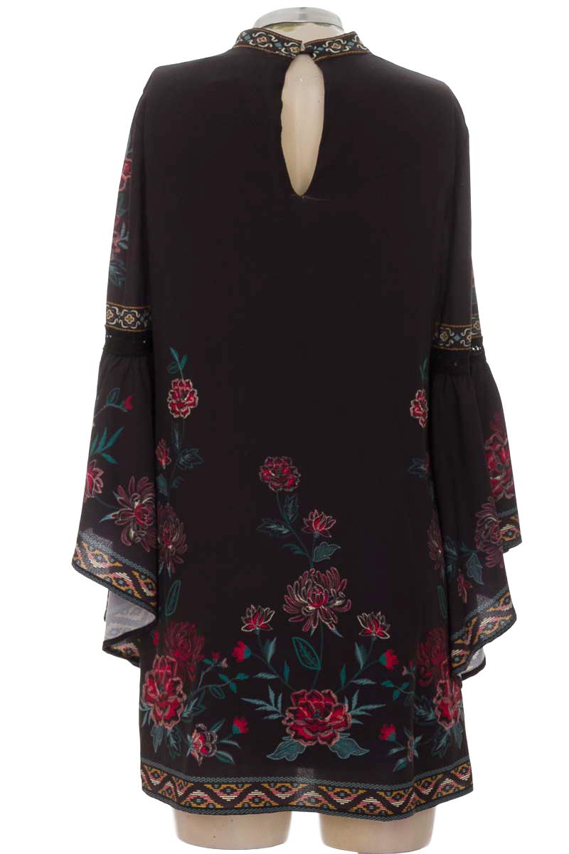 Vestido / Enterizo color Negro - California Inn