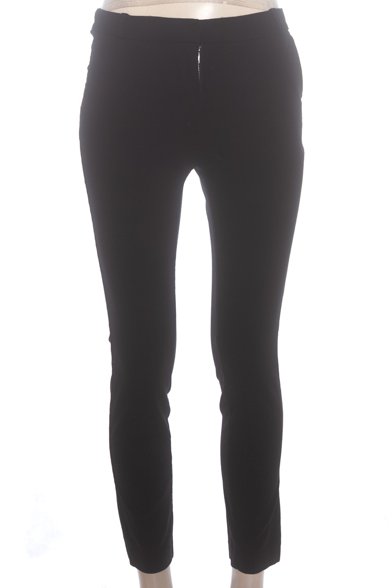 Pantalones color Negro - MNG
