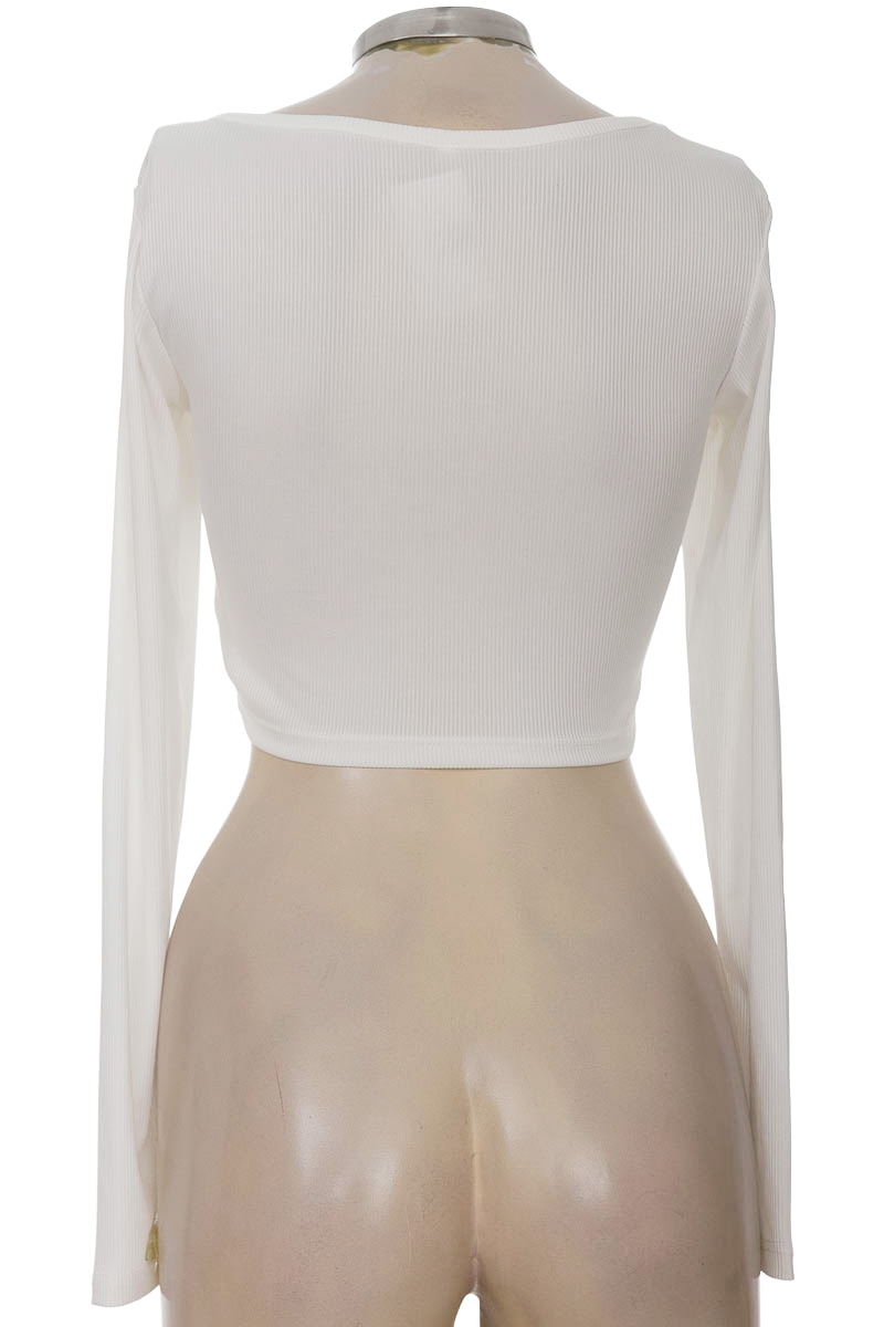 Top / Camiseta color Blanco - Closeando
