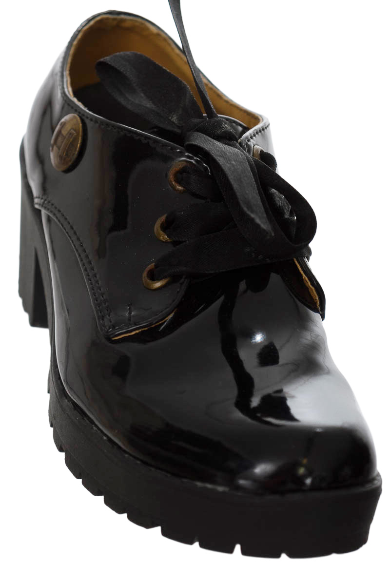 Zapatos color Negro - Closeando