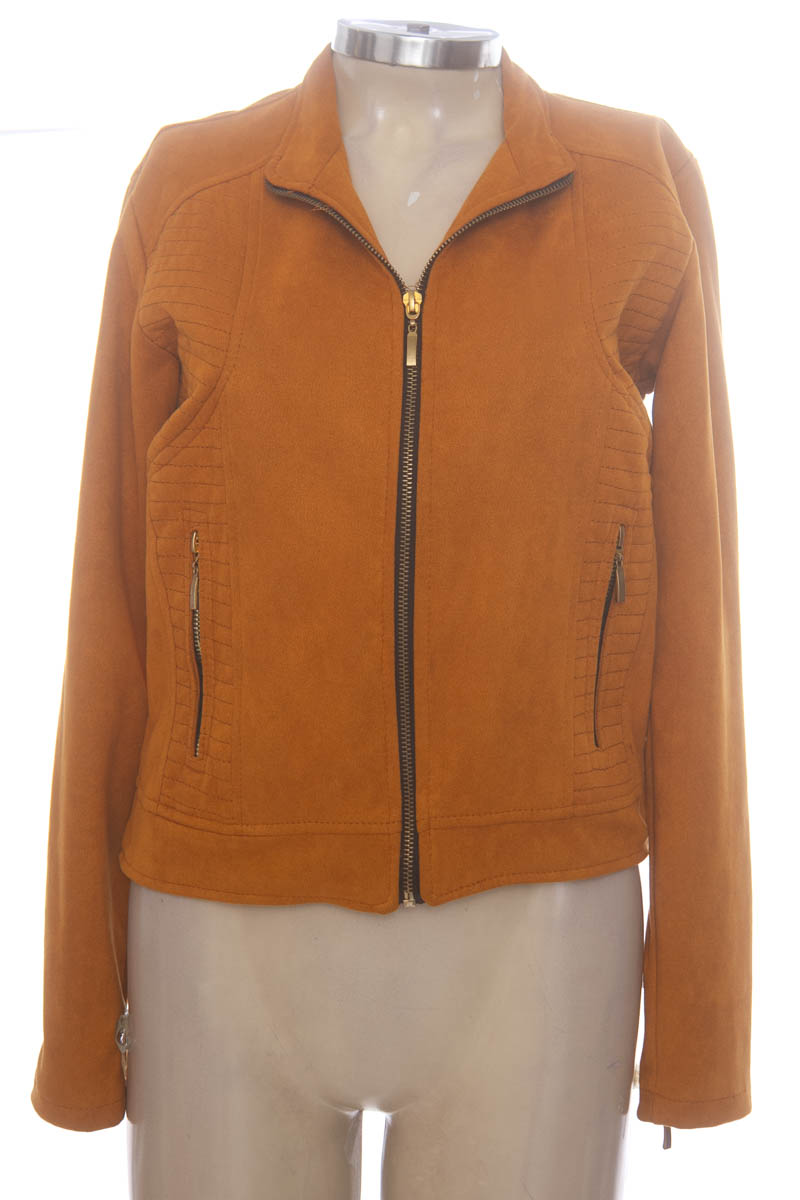 Chaqueta / Abrigo color Amarillo - Closeando