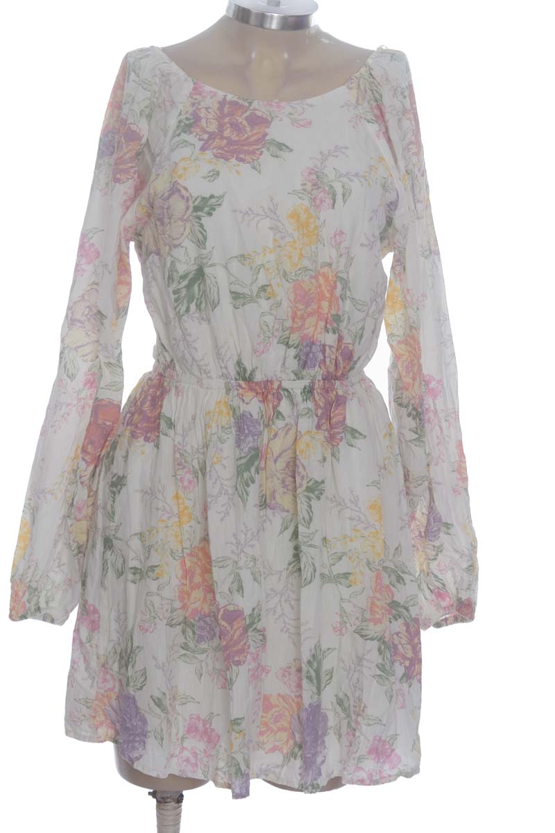 Vestido / Enterizo color Beige - Divided by H&M