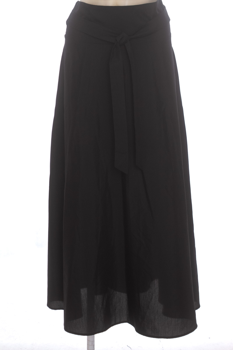 Falda color Negro - Closeando