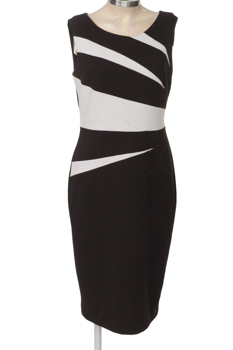 Vestido / Enterizo color Negro - Kasper