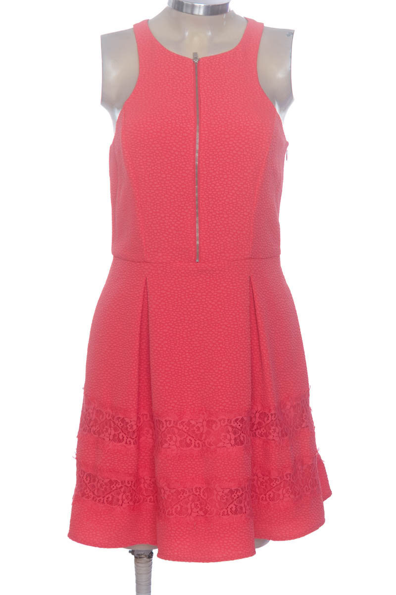 Vestido / Enterizo color Fucsia - Express