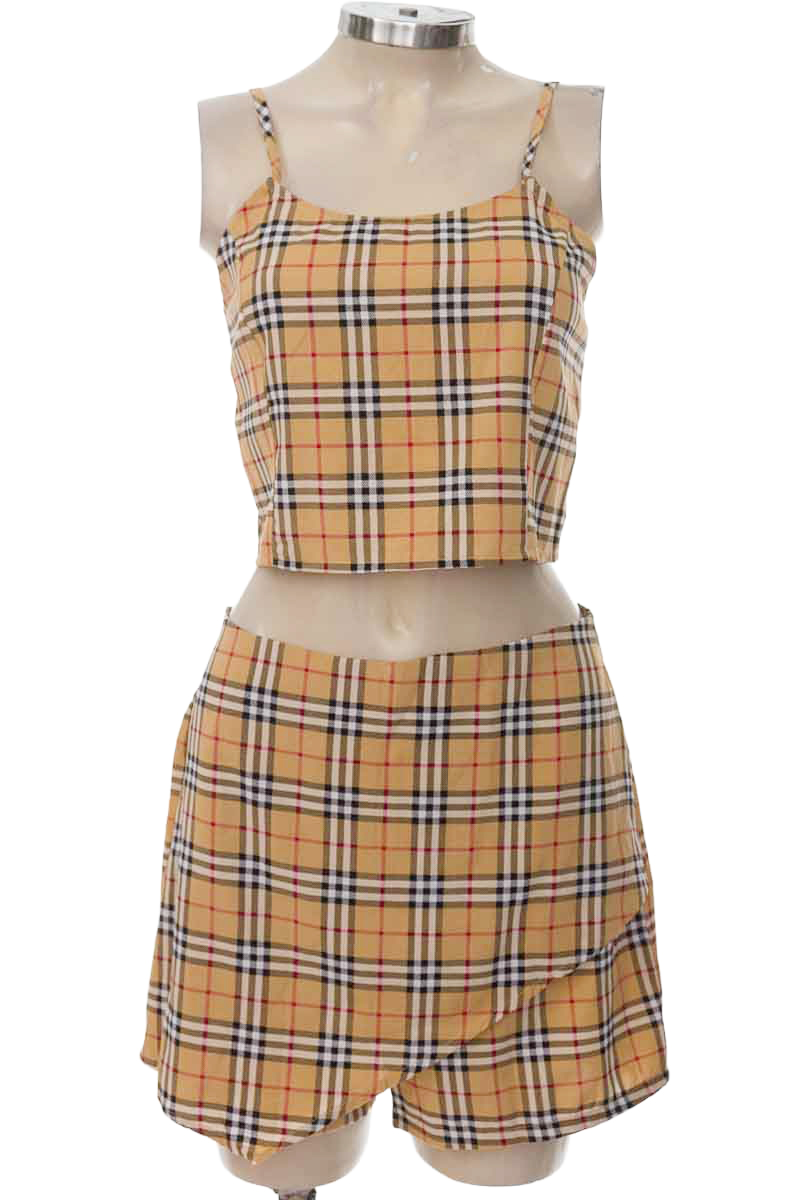 Vestido / Enterizo color Beige - SUYE