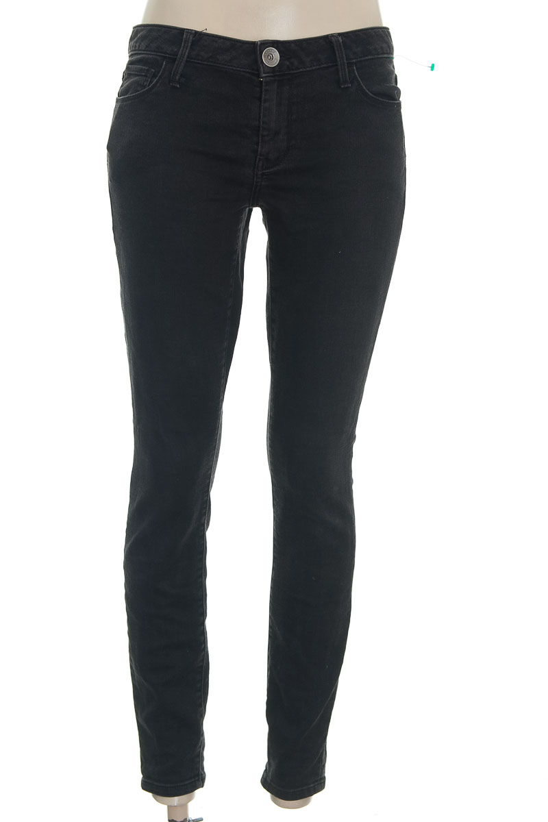 Pantaloni da donna Banana Republic nero in promozione su Pantaloni da donna Banana Republic nero in promozione su