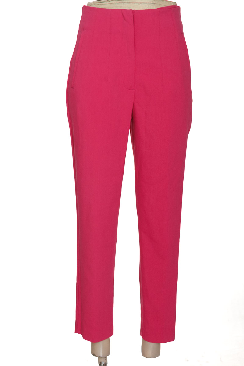 Pantalones color Fucsia - Zara