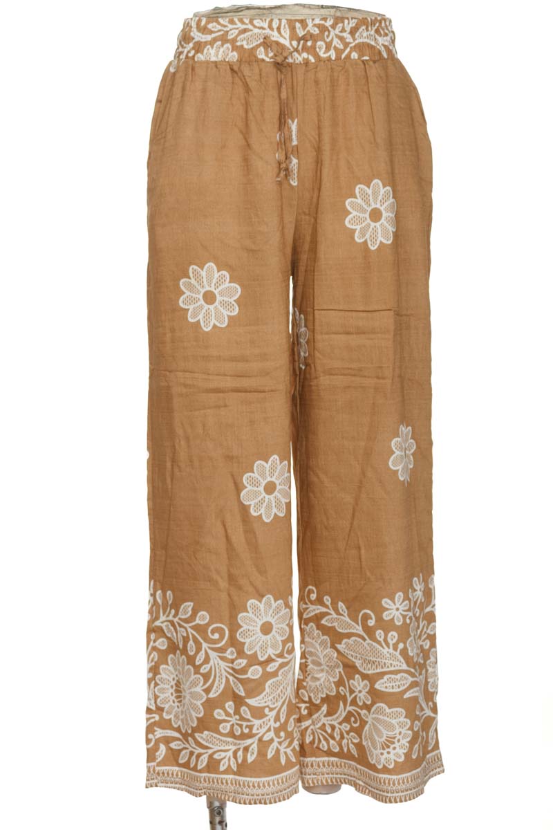Pantalones color Café - Closeando