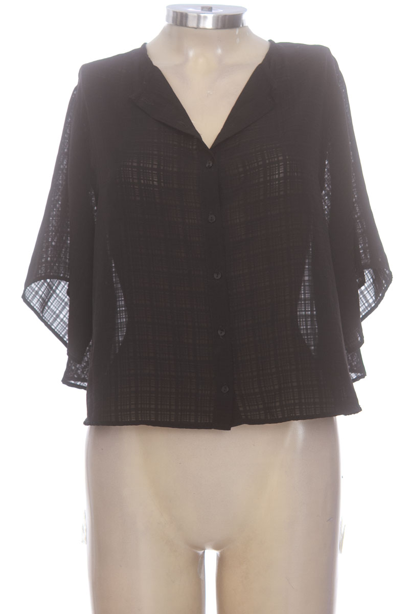 Blusa color Negro - Closeando