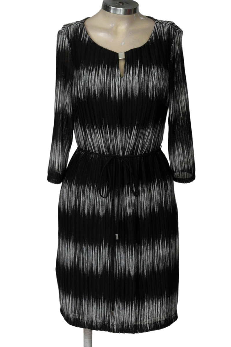 Vestido / Enterizo color Negro - Sandra Darren