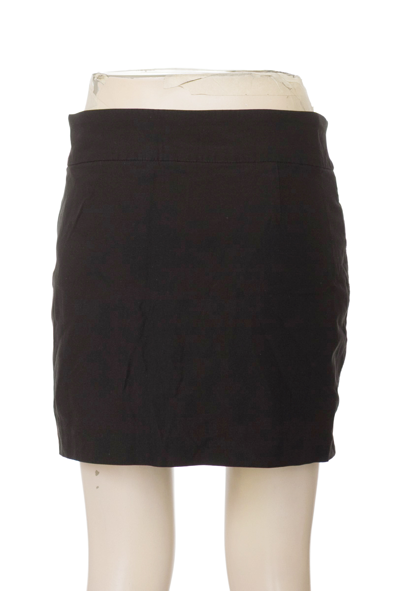 Falda color Negro - Attyre