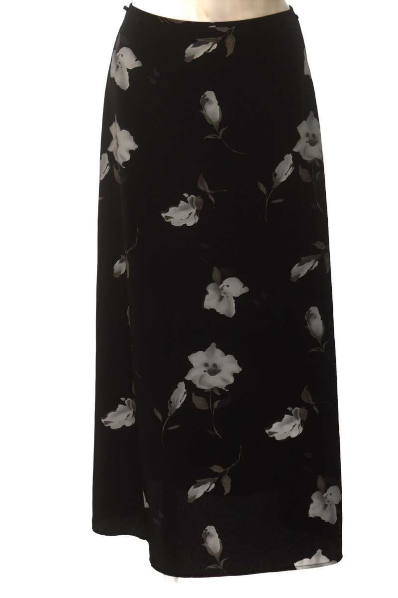 Falda color Negro - Closeando