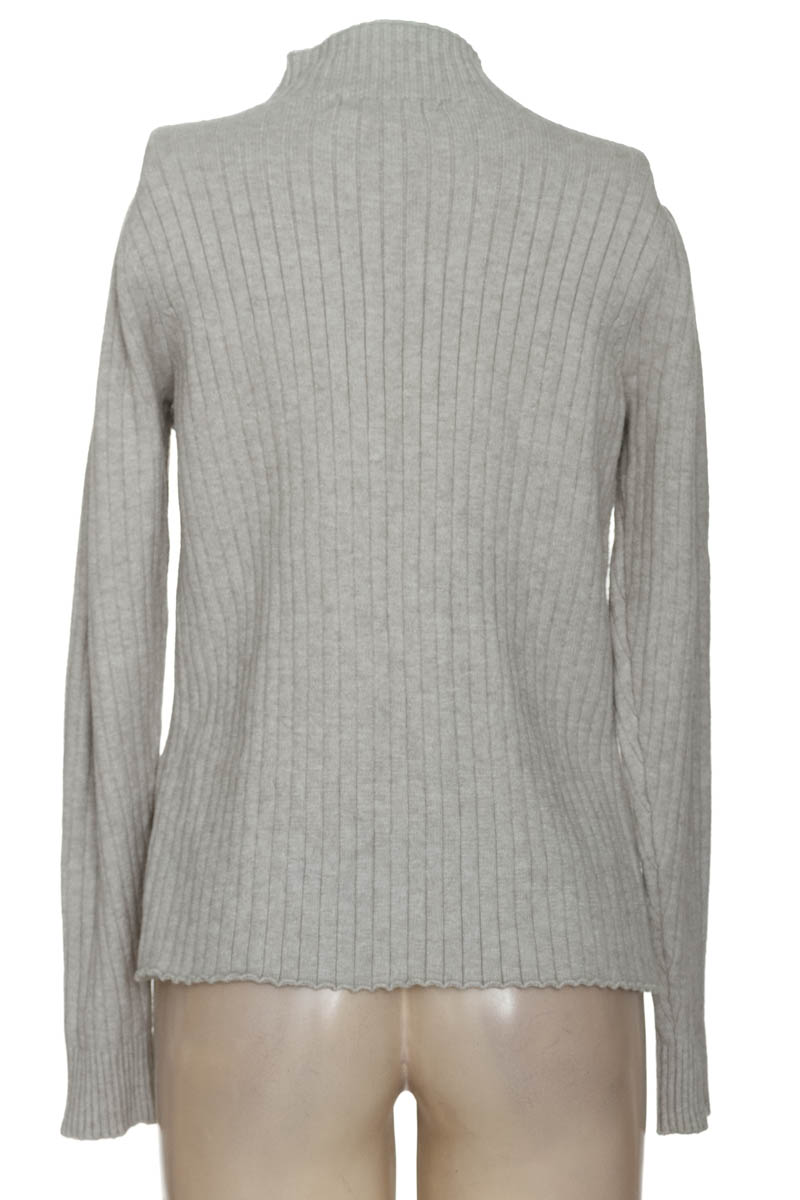 Sweater color Gris - Basement