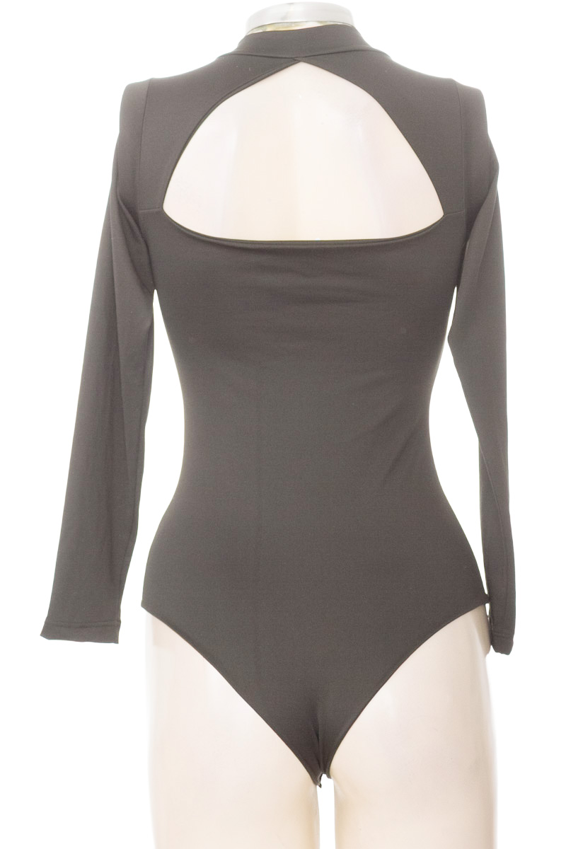 Top / Camiseta color Negro - We Love Luana