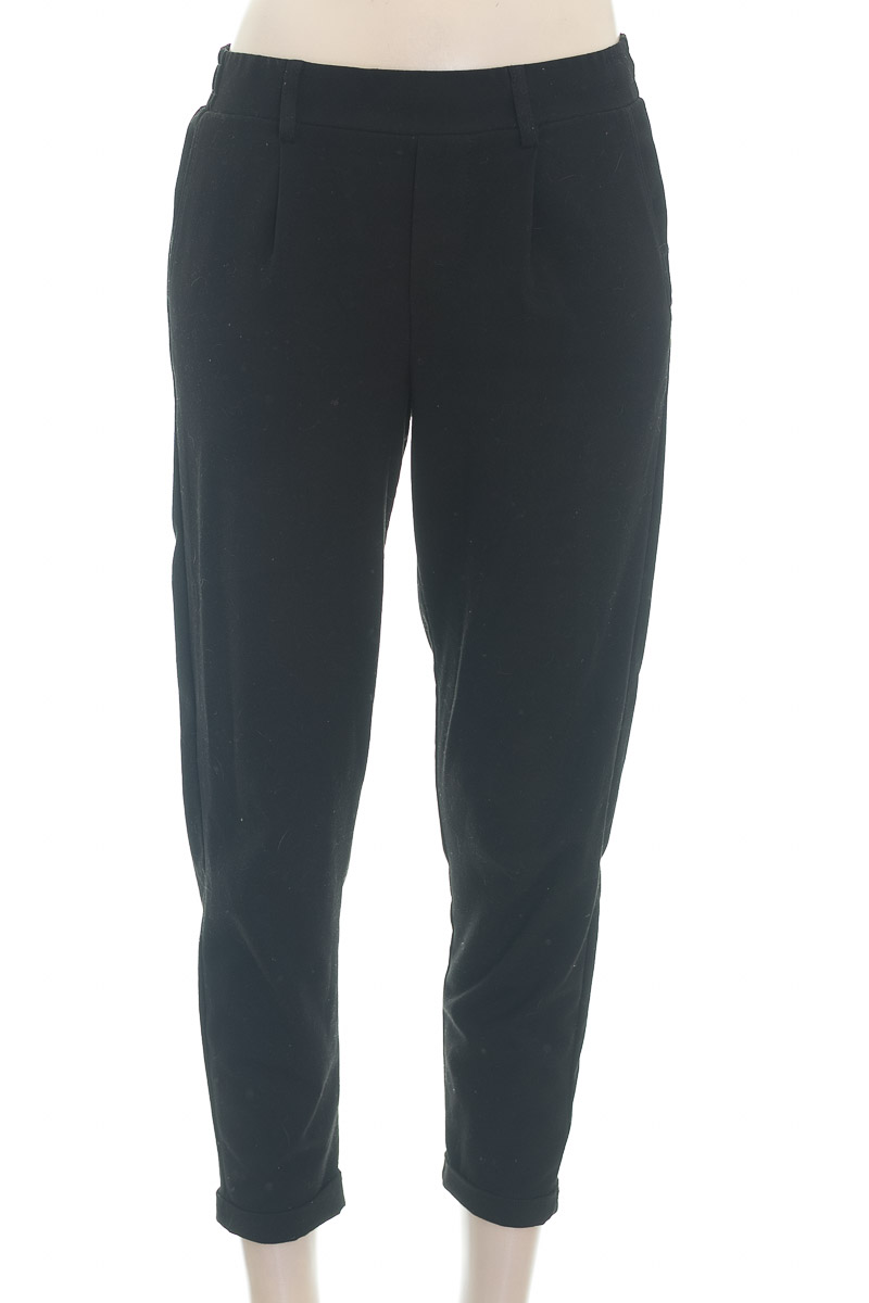 Pantalón color Negro - Bershka | Closeando ®