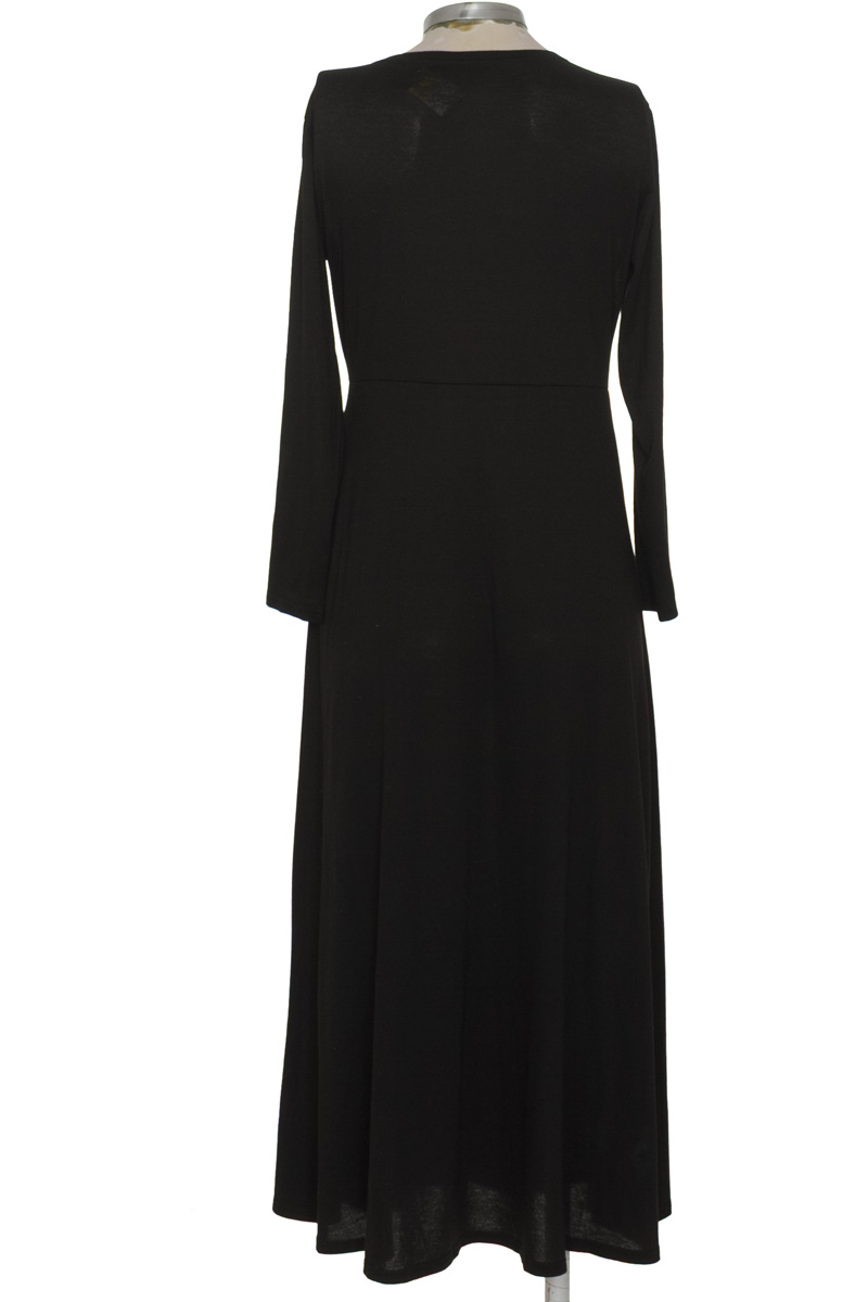 Vestido / Enterizo color Negro - Closeando