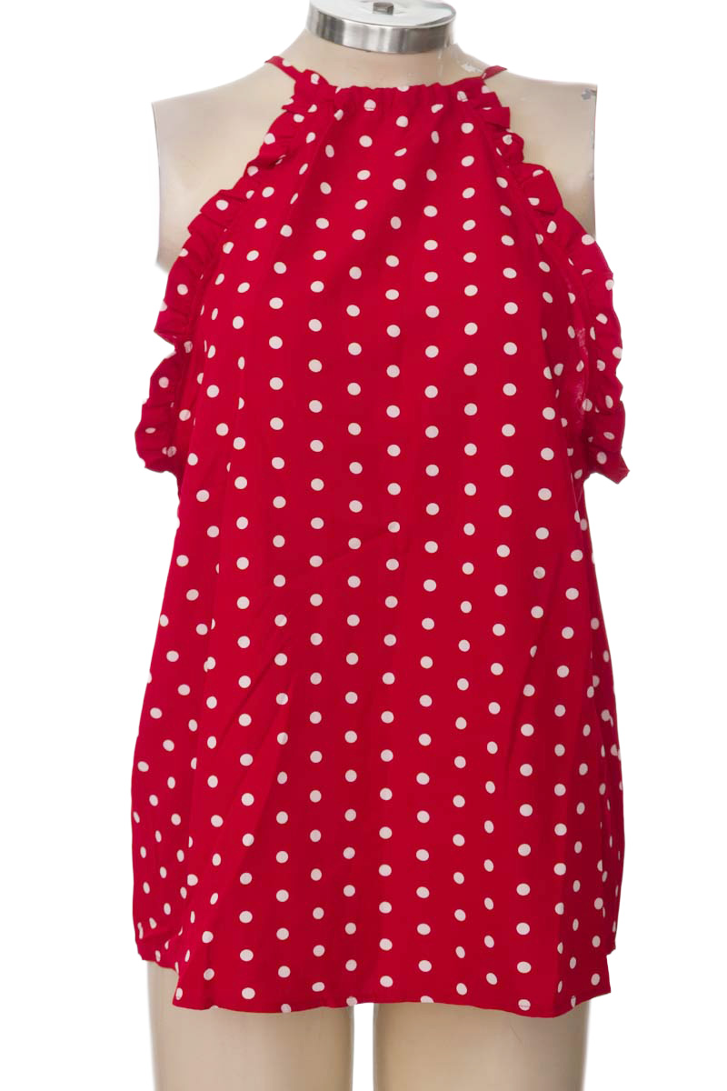 Blusa color Rojo - Closeando